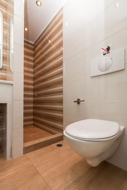 Michaella Studios Плака Екстер'єр фото