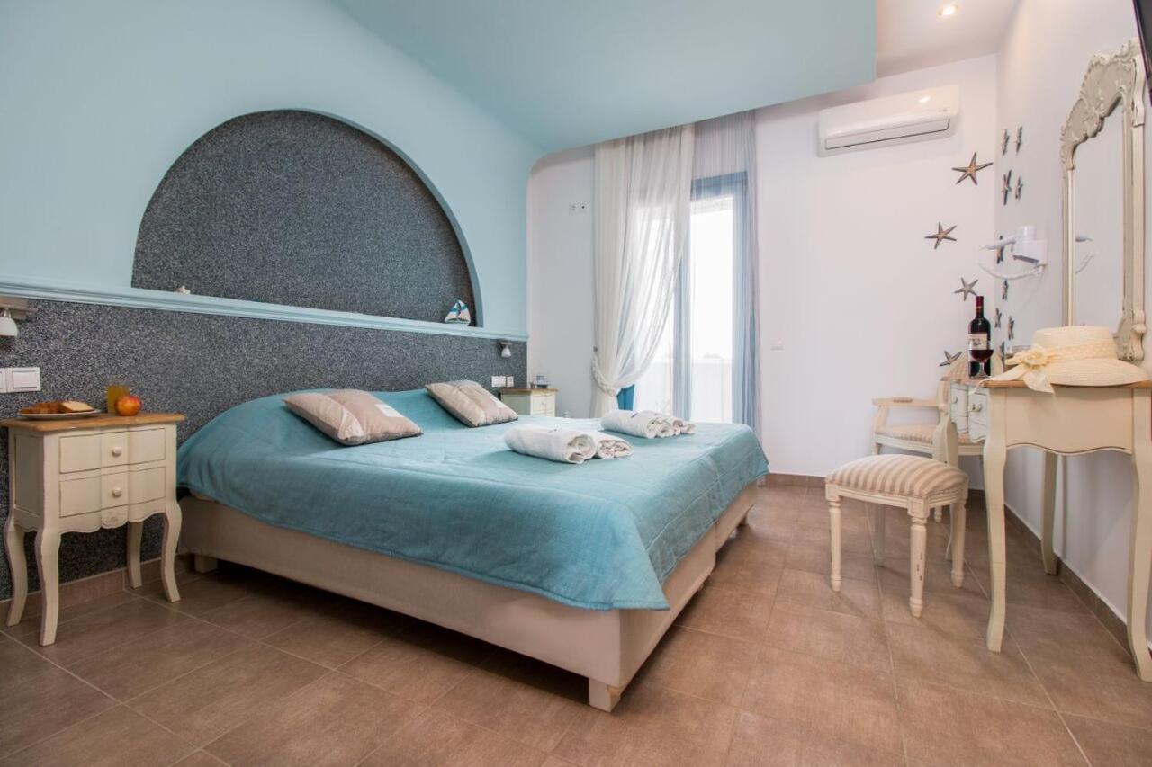 Michaella Studios Плака Екстер'єр фото